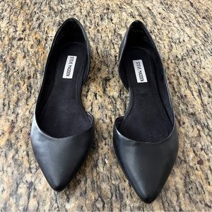 Black pointed toe flats